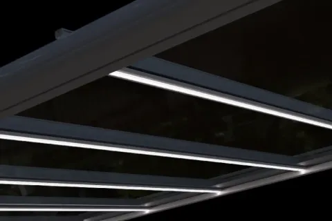 Lewens_Integrale_LED_Lichtleiste-1